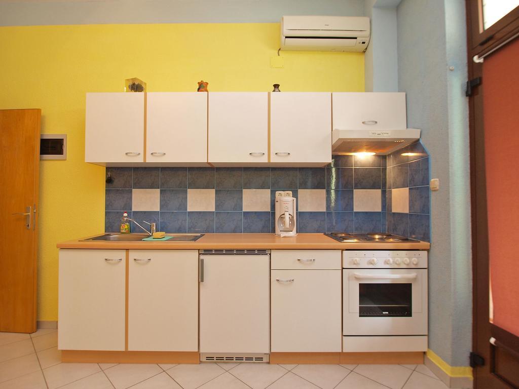 Apartments Denis 19 法扎纳 外观 照片